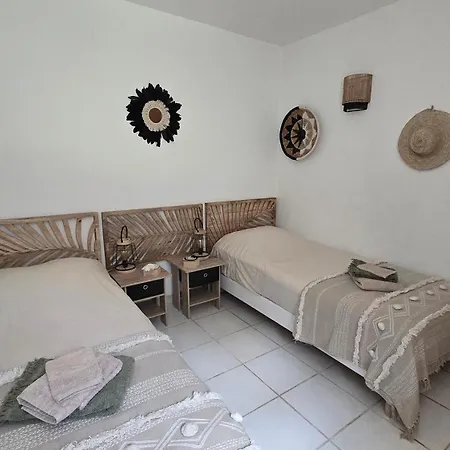 Mini Playa Del Oro * فافون